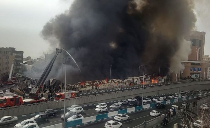 Ιράν: Μεγάλη πυρκαγιά σε αγορά της Τεχεράνης