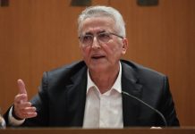 H υπόθεση Παναγόπουλου έχει και βαθύ «γαλάζιο» χρώμα