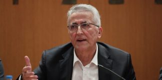 H υπόθεση Παναγόπουλου έχει και βαθύ «γαλάζιο» χρώμα