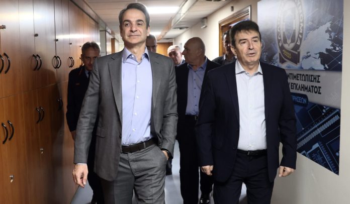 Με Μ. Χρυσοχοΐδη ο Κ. Μητσοτάκης στον Έβρο