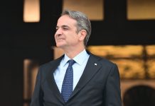 Γιατί ο Μητσοτάκης παίζει μόνος του και με τη «χορηγία» ΠΑΣΟΚ, Τσίπρα και λοιπών δυνάμεων