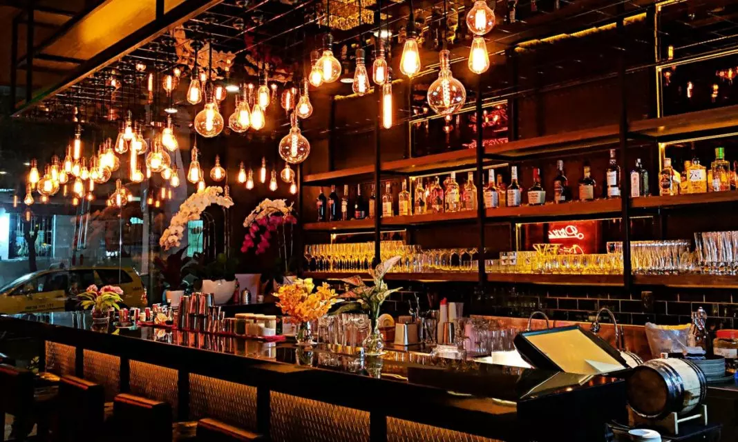 bar