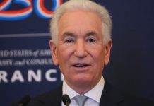 Ο πρέσβης των ΗΠΑ σνόμπαρε τον Γάλλο υπουργό Εξωτερικών ενώ είχε κληθεί για εξηγήσεις – Αντίποινα από το Παρίσι