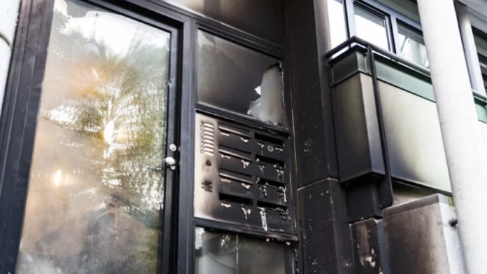 Πολυετείς καθείρξεις για δύο Σουηδούς για επίθεση με χειροβομβίδες στην πρεσβεία του Ισραήλ στη Δανία