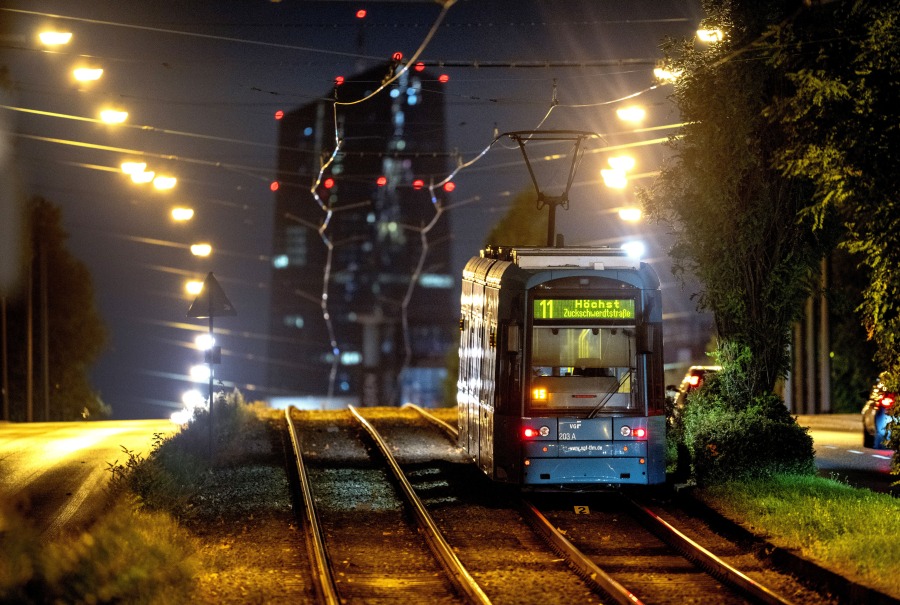 d25e8b490e89d3def01c445aaf872a28_L