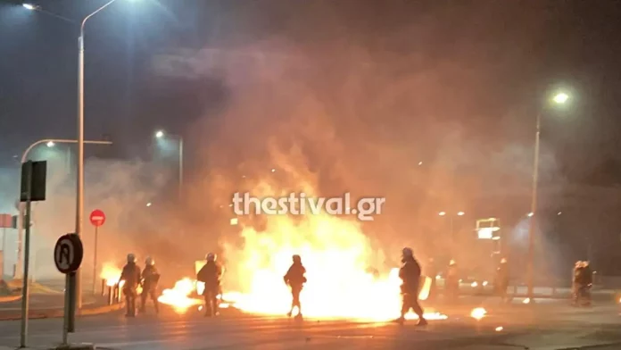 ΑΠΘ: «Καμία φθορά δημόσιας περιουσίας – Εκτός campus τα επεισόδια» αναφέρει η έκθεση της Πρυτανείας