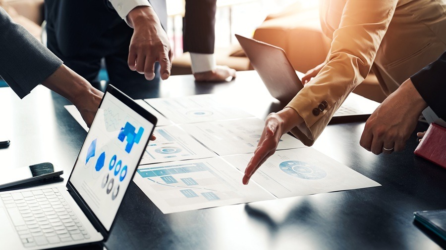 Group,Of,Business,People,Meeting,In,Office