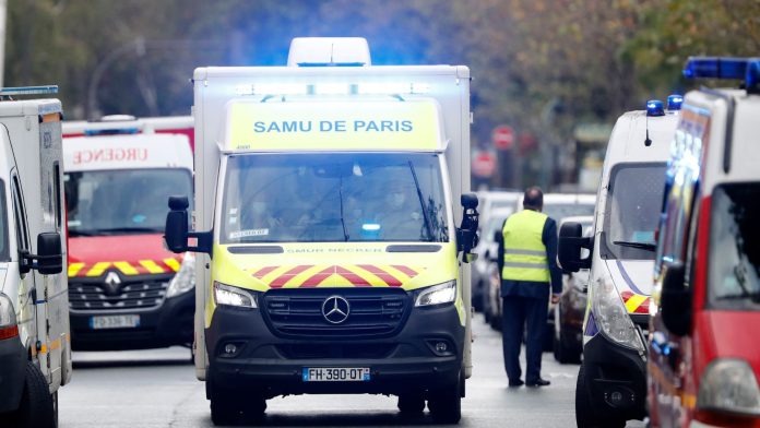 Γαλλία: Άνδρας πήγε στα επείγοντα με βλήμα στο σώμα του – Εκκενώθηκε το νοσοκομείο, κλήθηκαν και πυροτεχνουργοί