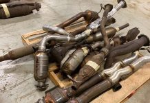 Στο στόχαστρο των Ρομά οι καταλύτες αυτοκινήτων – Κλέβουν ακόμη και από λεωφορεία