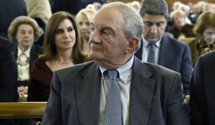 Νέα «καρφιά» Καραμανλή: Τραυματισμένη η εμπιστοσύνη των πολιτών στους θεσμούς και τη Δικαιοσύνη