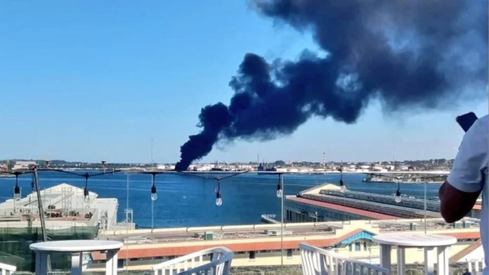 Υπό έλεγχο τέθηκε η πυρκαγιά που ξέσπασε χθες σε διυλιστήριο της Κούβας – (VIDEO)