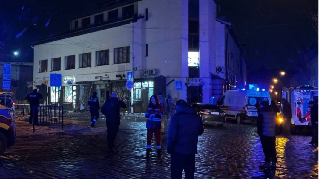 mixcollage-22-feb-2026-03-55-am-3323