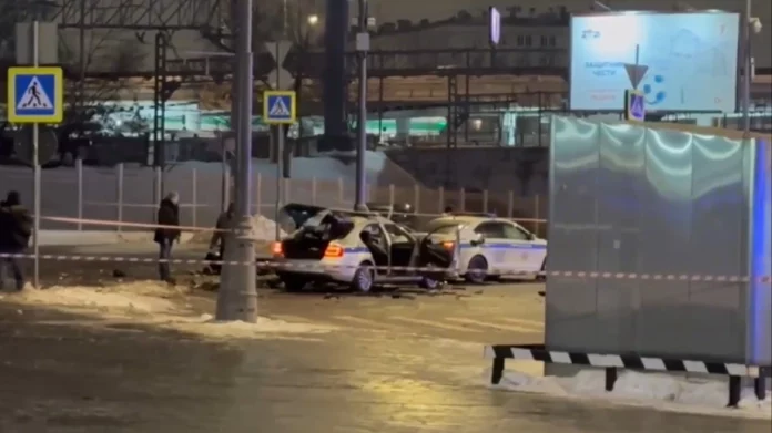 Ένας αστυνομικός νεκρός και δύο τραυματίες από έκρηξη κοντά στον σταθμό Σαβιέλοβα στη Μόσχα, δείτε βίντεο
