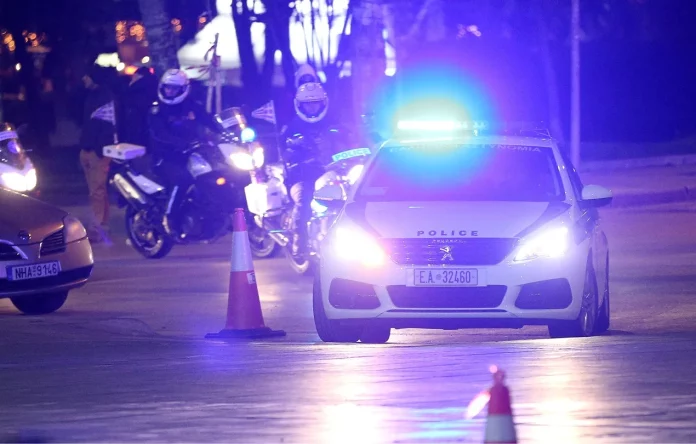 Θεσσαλονίκη: Άγρια συμπλοκή έξω από νυχτερινό κέντρο στο λιμάνι – Τρεις τραυματίες