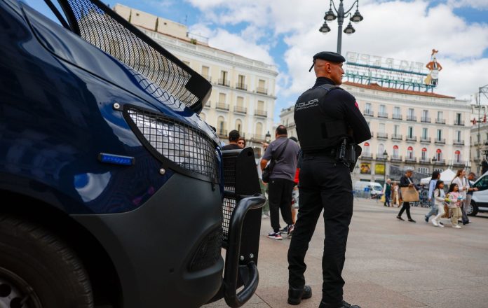 Φρίκη στην Ισπανία: Αλγερινός έκοψε το λαιμό γυναίκας και της ανήλικης κόρης της