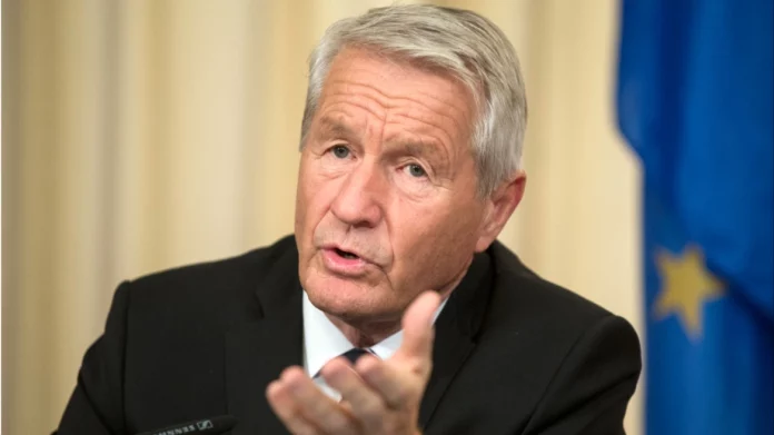 Έρευνα της νορβηγικής αστυνομίας για τον πρώην πρωθυπουργό Γιάγκλαντ για «σοβαρή διαφθορά» λόγω δεσμών με τον Επστάιν