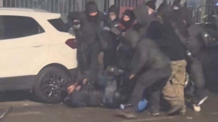 Ιταλία: Άγρια επεισόδια στο Τορίνο μεταξύ αστυνομίας και διαδηλωτών (Video)