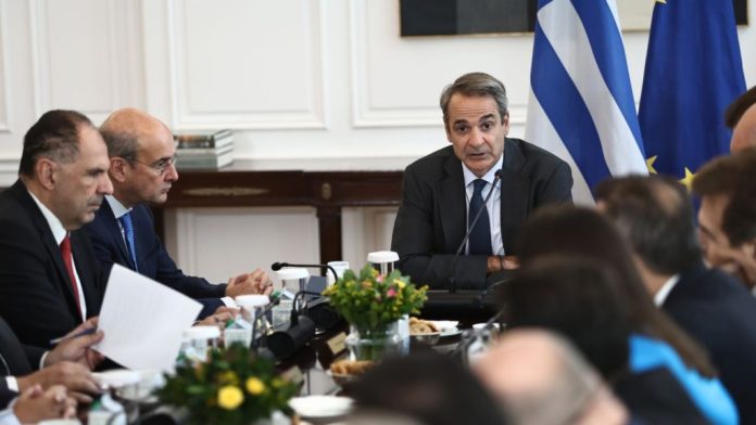 Αλλαγή ατζέντας επιχειρεί το Μαξίμου εν μέσω τεχνητής πόλωσης