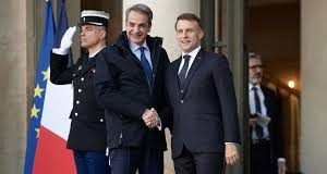 Ο Μακρόν έρχεται στην Αθήνα τον Απρίλιο για τη νέα αμυντική συμφωνία Ελλάδας – Γαλλίας