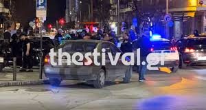 Θεσσαλονίκη: Με οπαδικά κίνητρα το επεισόδιο έξω από εστιατόριο – «Αν του έδινε μια στο κεφάλι θα μπορούσε να τον σκοτώσει»