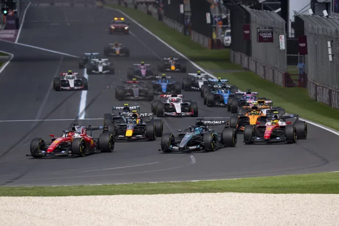 Το τρομακτικό περιστατικό στην εκκίνηση του GP της Αυστραλίας που δεν έδειξε η τηλεόραση (video)