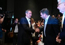 Τι θα συζητήσουν Μητσοτάκης και Ανδρουλάκης