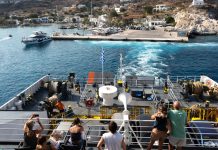 «Πονοκέφαλος» τα εισιτήρια της ακτοπλοΐας