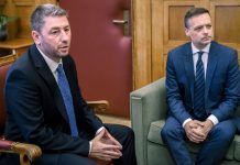 Προσωρινός «σασμός» ανάμεσα σε Δούκα και Ανδρουλάκη