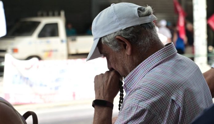 Περίεργα παιχνίδια με τις συντάξεις χηρείας – Οι κρατήσεις