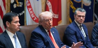 Δύο στρατόπεδα στον Λευκό Οίκο για το Ιράν: Ο Τραμπ έβγαλε ξανά στη σέντρα τον Χέγκσεθ – «Ο Πιτ δεν θέλει να τελειώσει ο πόλεμος»