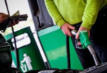 Ο πόλεμος έφτασε στα σούπερ μάρκετ και τα βενζινάδικα – Κυβερνητικά μέτρα για το ντίζελ