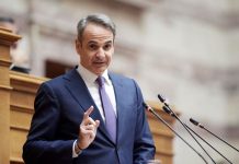 Tα διλήμματα στο τραπέζι Μητσοτάκη για πρόωρες εκλογές: Ο πόλεμος στο Ιράν, η συνταγματική αναθεώρηση, η ελληνική προεδρία Ε.Ε.