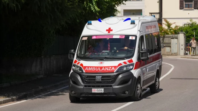 Οδηγός ασθενοφόρου ύποπτος για τον θάνατο 5 ασθενών στην Ιταλία