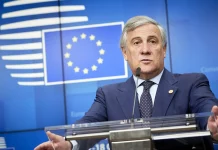 Ρήγμα στην ιταλική κυβέρνηση για τις κυρώσεις στη Ρωσία: Διαφωνία Σαλβίνι και Ταγιάνι