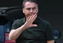 Στη ΜΕΘ και σε σοβαρή κατάσταση με βρογχοπνευμονία ο Μπολσονάρου