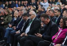 Η μάχη του σταυρού σήμερα στο ΠΑΣΟΚ – Ποιοι διεκδικούν την πρωτιά για την Κεντρική Επιτροπή, ποιοι ορίζονται «εξ οφίτσιο»