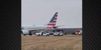 Συναγερμός σε πτήση από Νέα Υόρκη προς Σικάγο, επιβάτης προκάλεσε αναστάτωση και συνελήφθη από το FBI, βίντεο