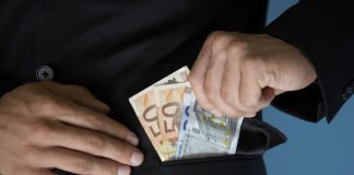 Τα χρήματα που έλαβαν οι Ευαγγελάτος, Κουρτάκης και Μαυρίδης από την καμπάνια «Μένουμε Σπίτι» του Covid-19