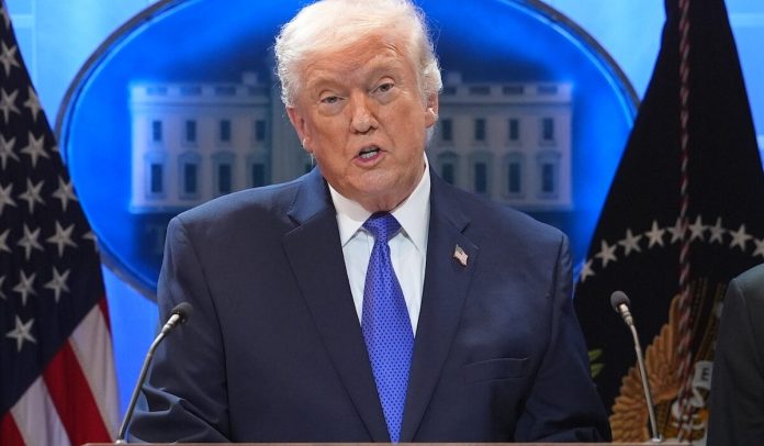 Τραμπ: «Έχω συμφωνήσει να μιλήσω με το Ιράν» – Μήνυμα για διάλογο μετά τον θάνατο του Χαμενεΐ