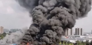 Ηνωμένα Αραβικά Εμιράτα: Πυρκαγιά στις πετρελαϊκές εγκαταστάσεις στο λιμάνι Φουτζάιρα