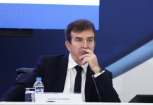 Η στοχοποίηση Χρυσοχοΐδη και η «αναβάθμιση» Θεοδωρικάκου