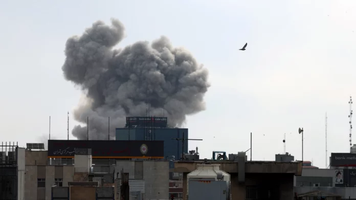 Συνελήφθησαν 45 άτομα στα Ηνωμένα Αραβικά Εμιράτα για διάδοση ψευδών πληροφοριών