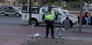 Αστυνομικά ρομποτικά σκυλιά περιπολούν σε δημόσιους χώρους στο Καράκας – (VIDEO)