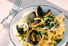 Συνταγή: Ζυμαρικά με θαλασσινά