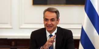 Ο Κυριάκος, η ΣΤΑΖΙ, η φωτογραφία και τα απίστευτα «φιλικά» σχόλια