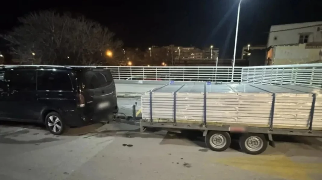 lathraia-paketa-aloyminio