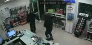 Αγρίνιο: Παραδόθηκε συνοδεία ιερέα ο ληστής σε πρατήριο βενζίνης – Εξομολογήθηκε και επέστρεψε τα 695 ευρώ