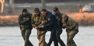 Νέα Υόρκη: Ξεκίνησε η δίκη Μαδούρο με διαδηλώσεις και ένταση εκτός του δικαστηρίου και νομικές αντιπαραθέσεις