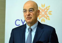 Το κρίσιμο βήμα για τον Ν. Δένδια