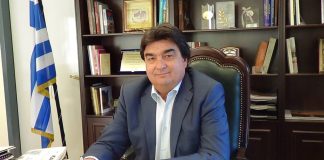 Είχε διαγραφεί από το ΠΑΣΟΚ ο Β. Γιαννακούρας που παίρνει την έδρα του Κωνσταντινόπουλου στην Αρκαδία